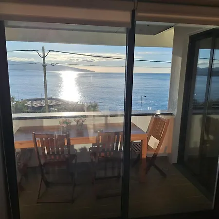 106 North * Ribeira Grande